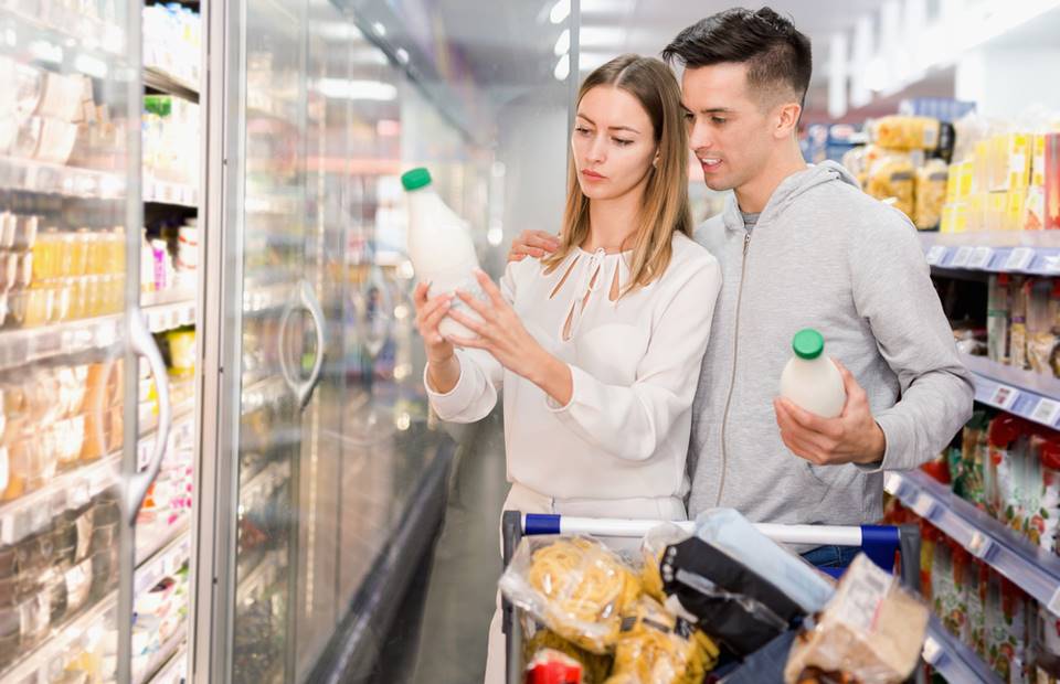 Experienced people buy food with a discount of 90%.  He doesn’t feel the increase in prices, he pays a few hundred for a weekly purchase