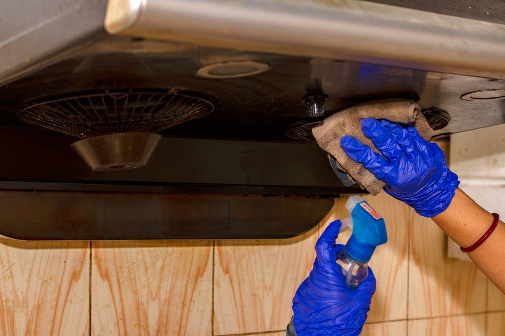 How to Clean Your Extractor Hood Easily and Effectively